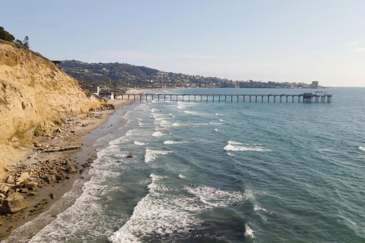 Aerial view of the La Jolla Shores coastline and Scripps Pier