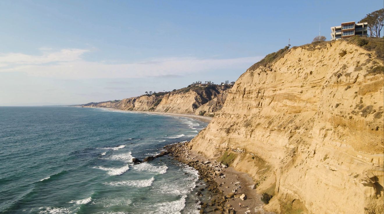 Aerial view of the coastline at Torrey Pines, San Diego